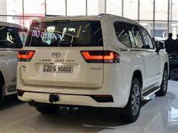 تويوتا لاندكروزر